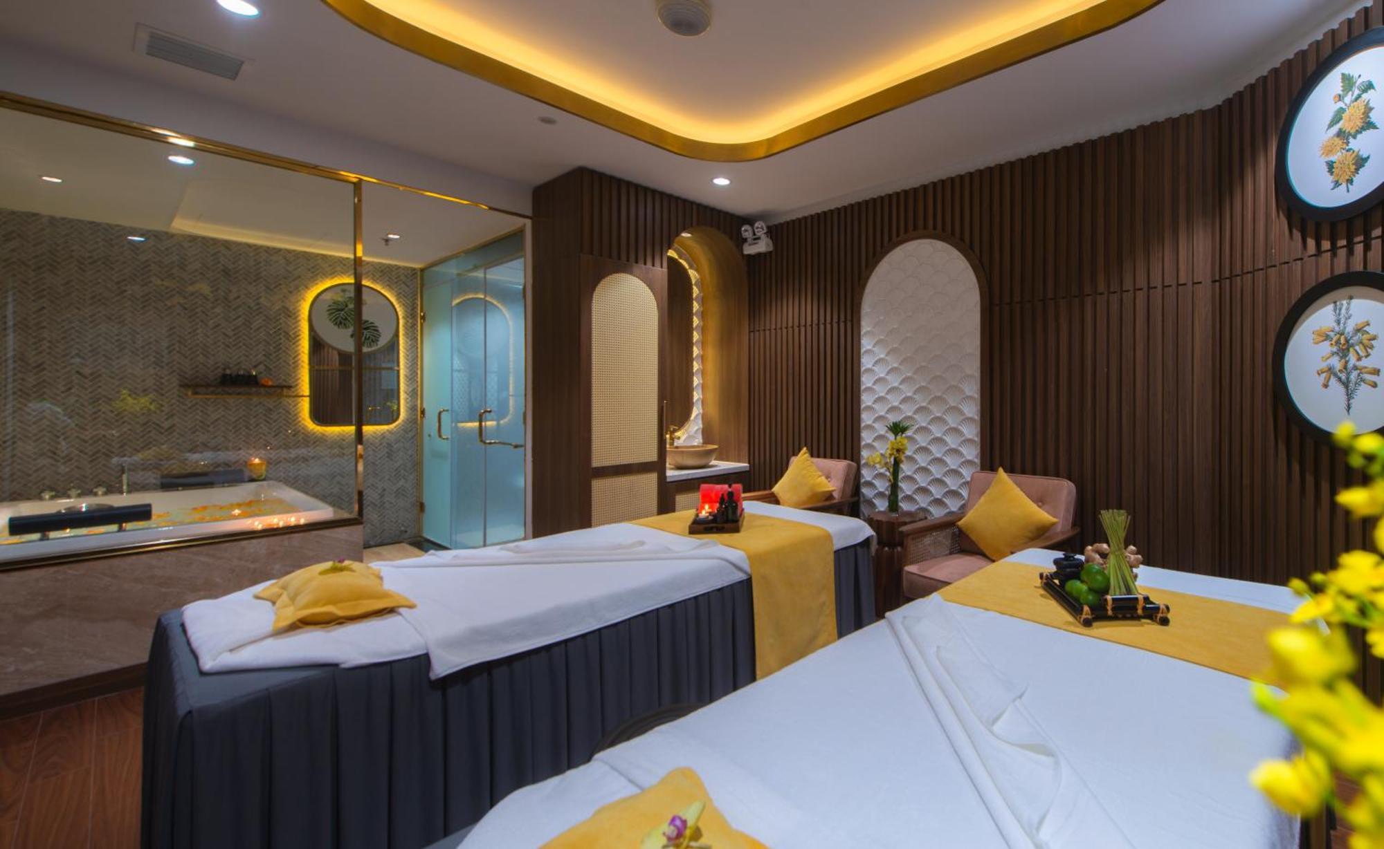 Grand Tourane Nha Trang Hotel Екстер'єр фото