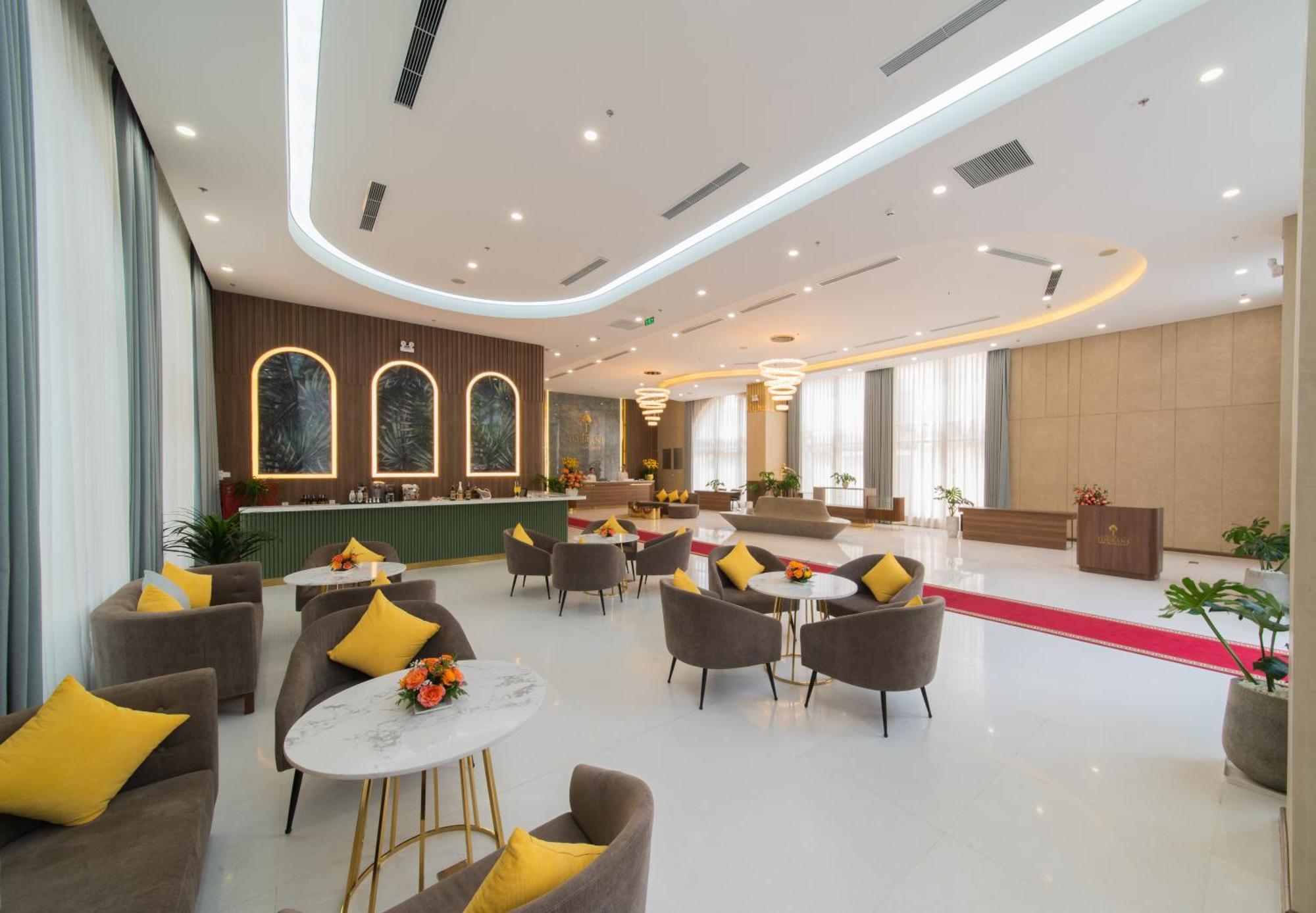 Grand Tourane Nha Trang Hotel Екстер'єр фото